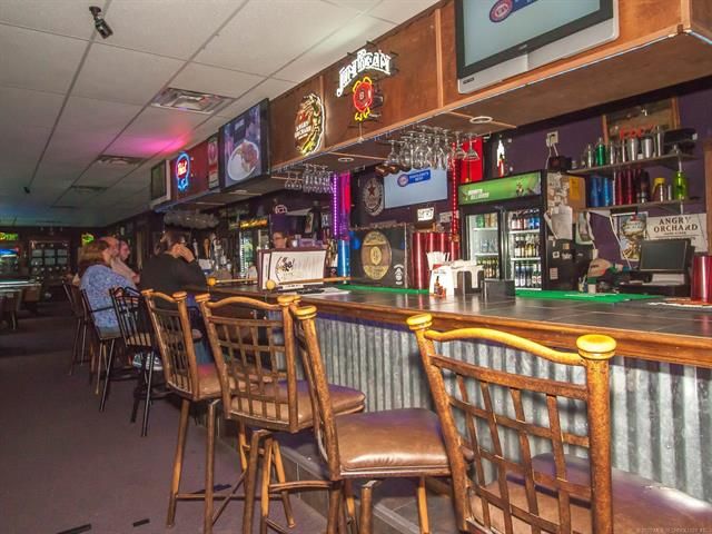 7822 W Parkway Blvd, Tulsa, OK 74127